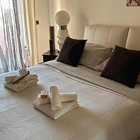 Castelletto Apartment *